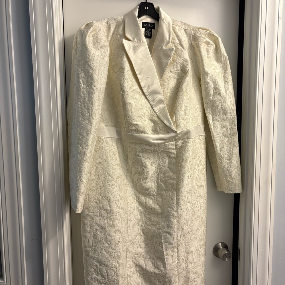 Ashro Cream Midi Dress